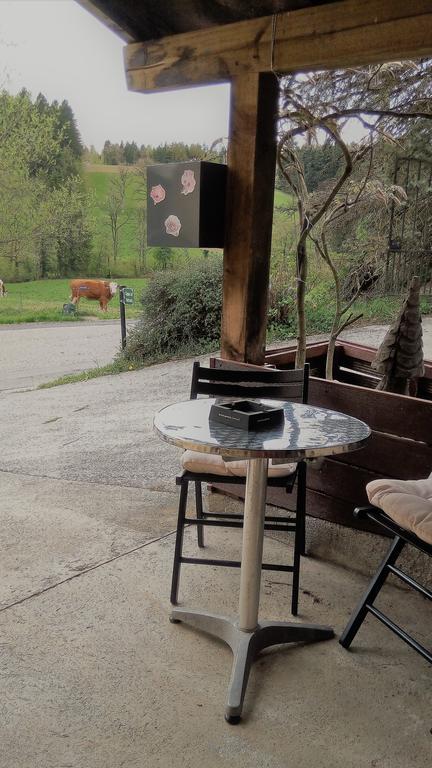 Chambres d'hôtes chez Pierrot et Flo Vugelles-La Mothe Extérieur photo